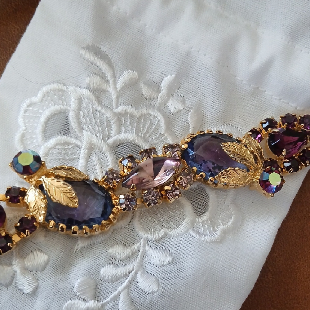 Elegant Gold and Purple Women's Bracelet Vintage Costume Jewelry
